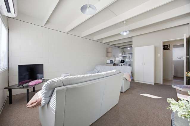 3/5 Keeling Road Henderson_3