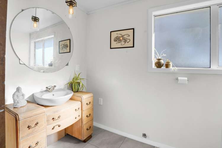 111 Frankley Road Frankleigh Park_17