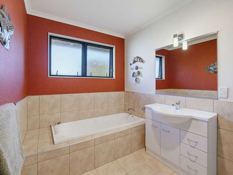 28b Johnstone Drive Fitzherbert_15