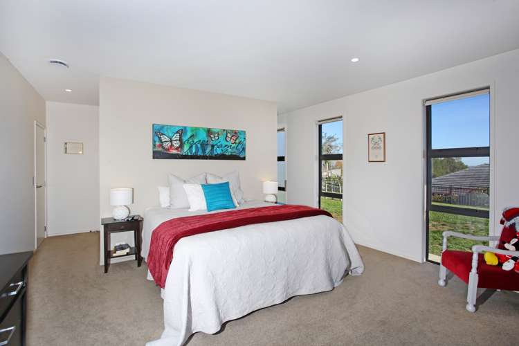 11 Bernora Crescent Bombay_15