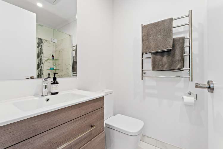 28 Laly Haddon Place Matakana_13