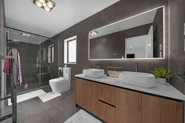 2A Ballyalton Crescent Flat Bush_25