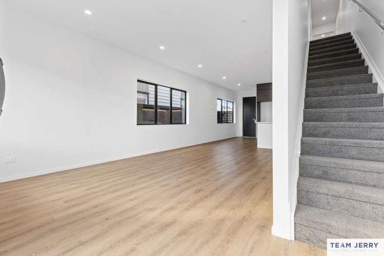 49 Whare Kauri Road Takanini_6
