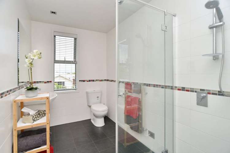 2 Brookwater Avenue Northwood_23