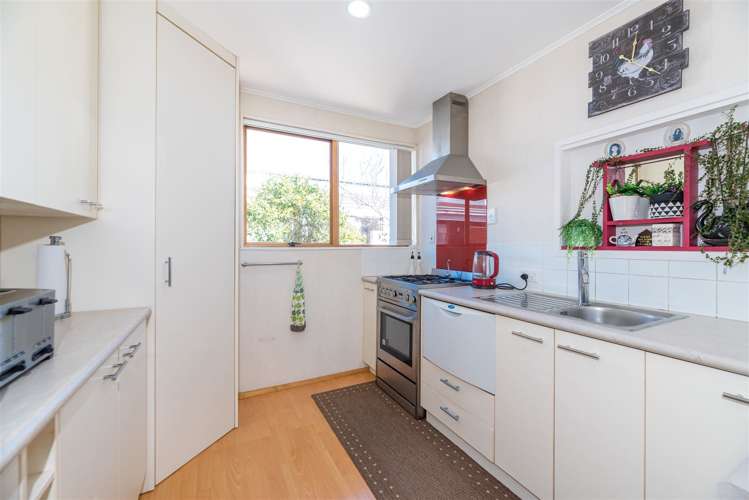 1/1 Akehurst Avenue New Lynn_9