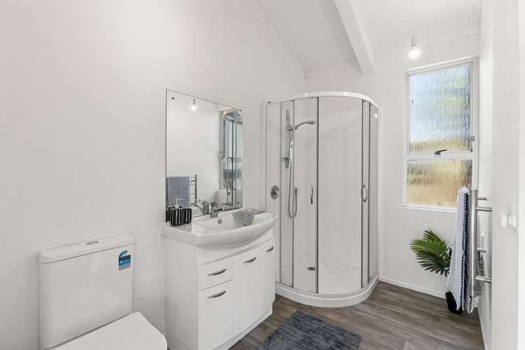 146 Mt View Road Bastia Hill_13