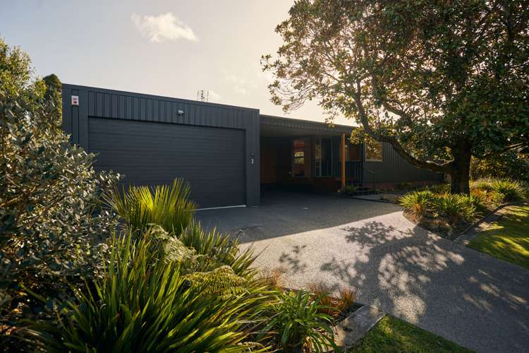 3 Marina Way Athenree_1