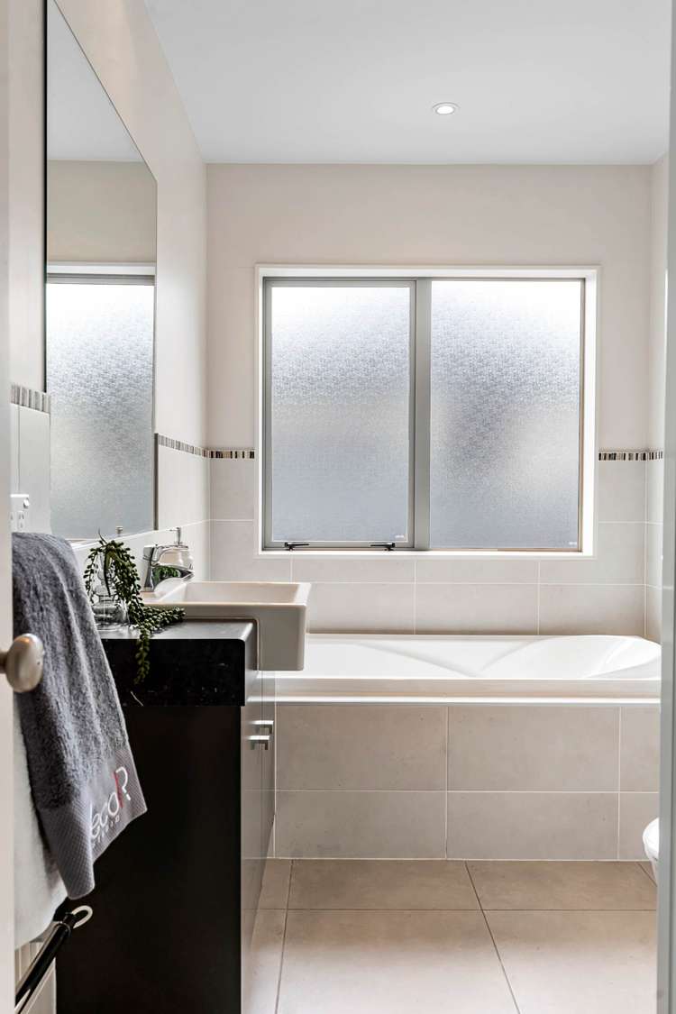 11 Kouras Place Flat Bush_21