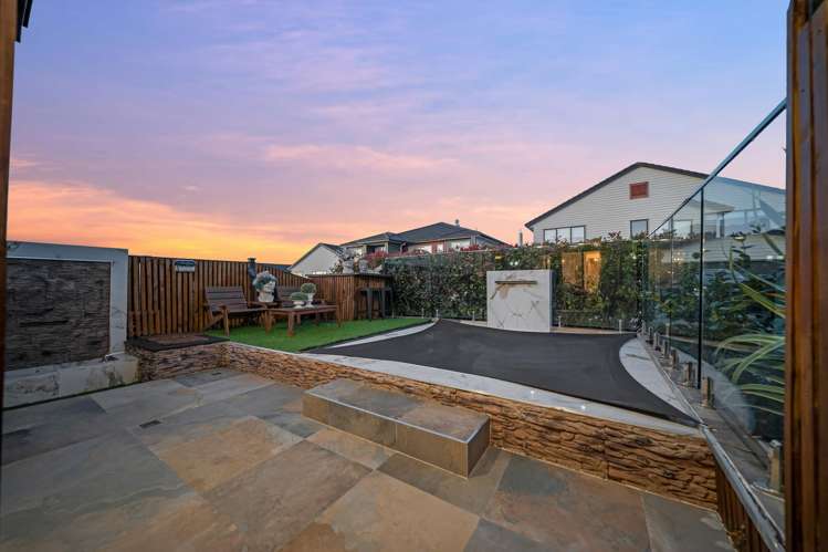 16 Lime Hill Rise Flat Bush_26