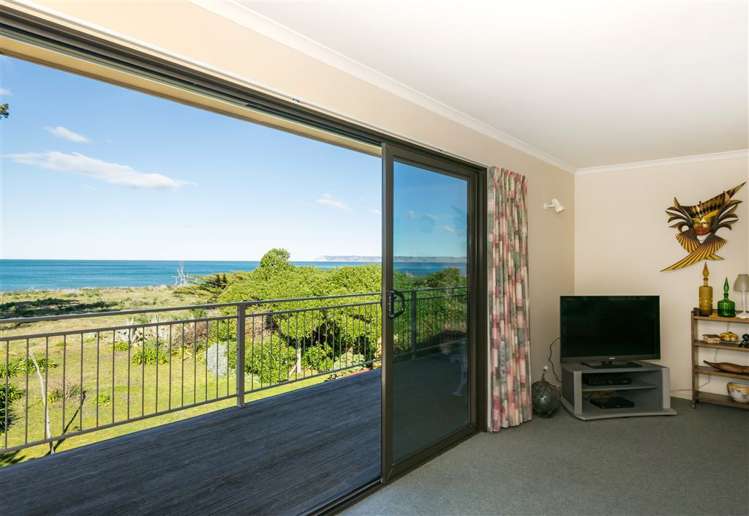 210 Rarangi Beach Road Rarangi_24