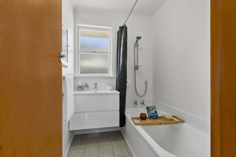 30 Sunray Avenue Titirangi_15