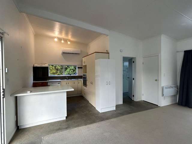 172 Lethbridge Road 10643_3