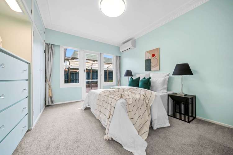 2/349 Glenfield Road Glenfield_18