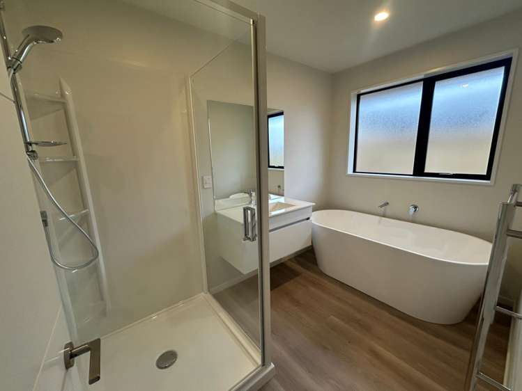 24 Derbridge Street Woodend_12