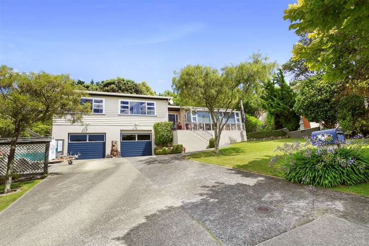 39 Sunrise Boulevard Tawa_21