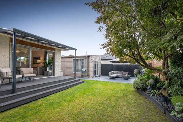 A MUST SEE!  HIDDEN QUIET OASIS