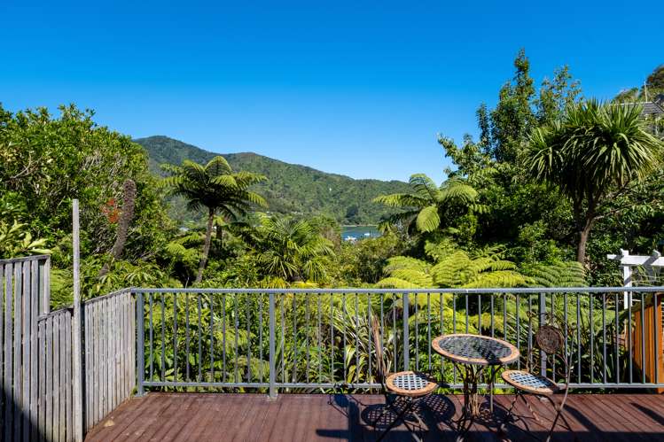 2393 Queen Charlotte Drive Anakiwa and Surrounds_10