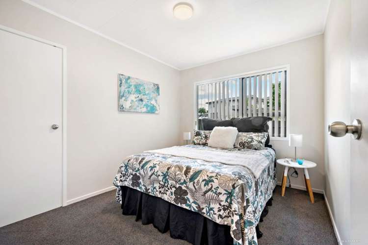 199 Mahia Road Wattle Downs_9