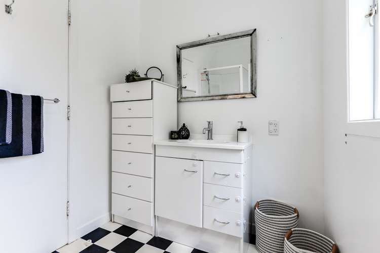 87 Fox Street Hamilton East_25