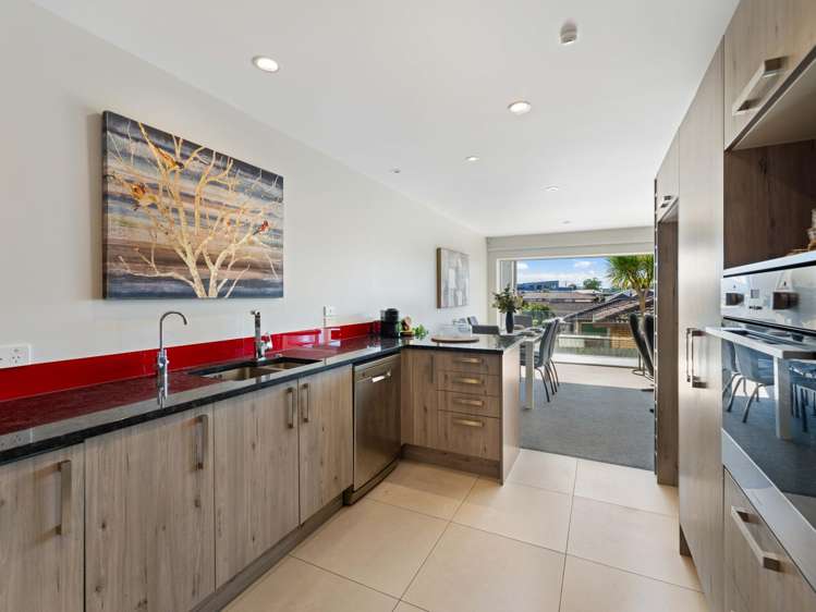 2/23 Wellington Street Papakura_5