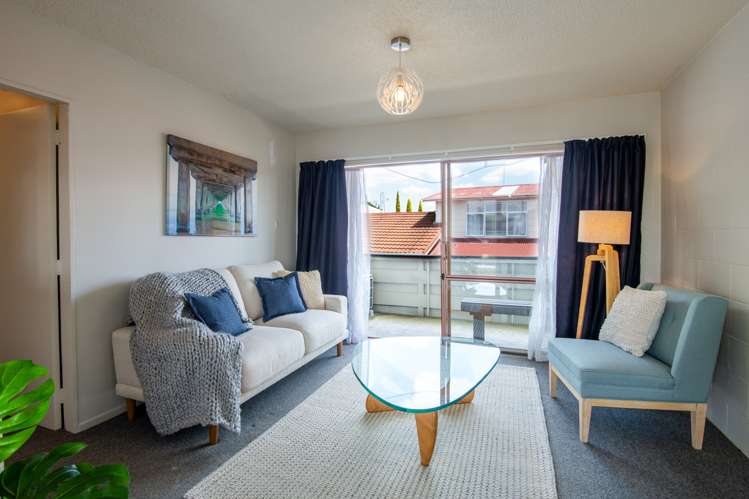 14g Thornton Road_0