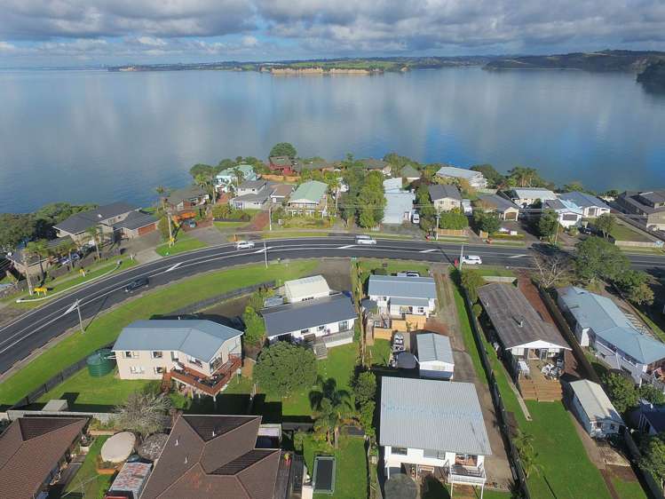 818 Whangaparaoa Road Manly_12