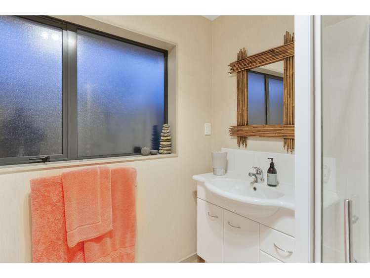 3 Eagle Street Welcome Bay_12