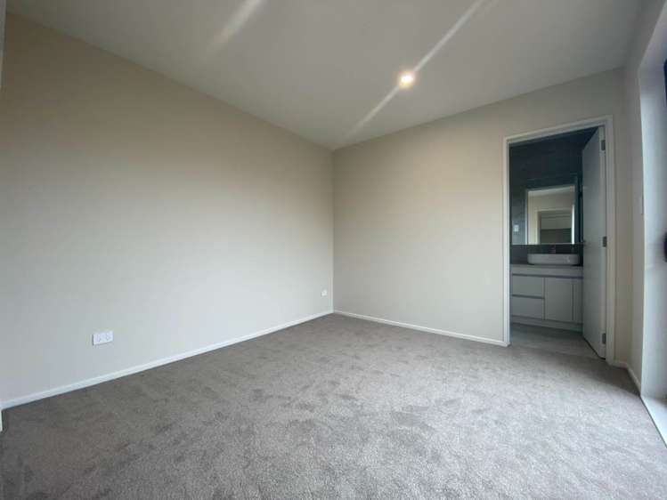 20 Neil Avenue Te Atatu Peninsula_8