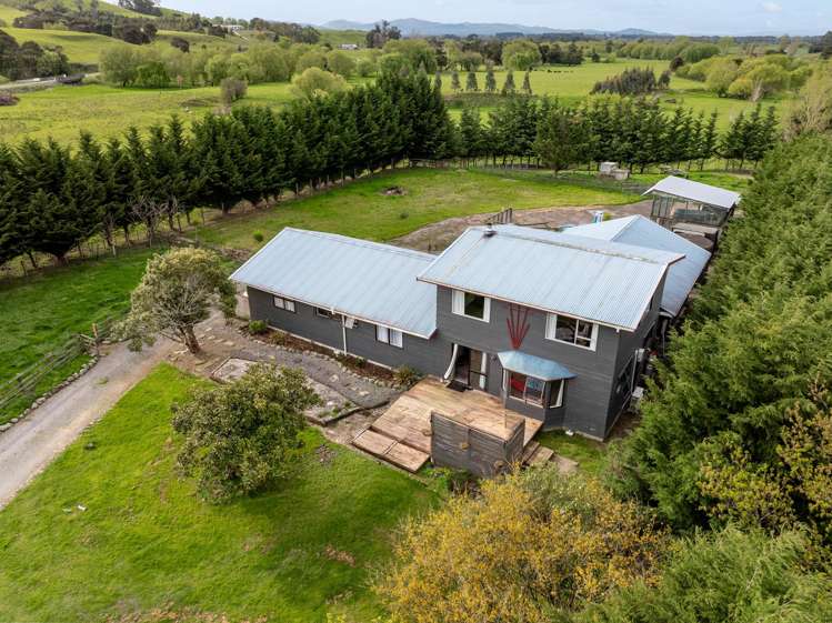 767 Gladstone Road Carterton_15