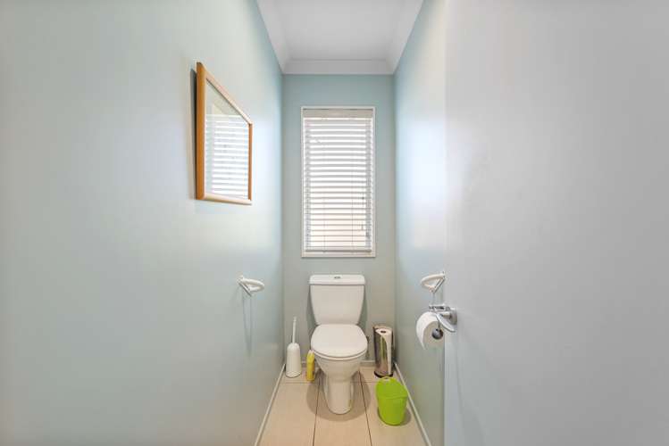 11 Roussel Place Springlands_15