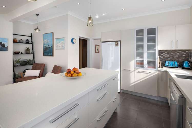 25 Bentinck Avenue Strathmore Park_5