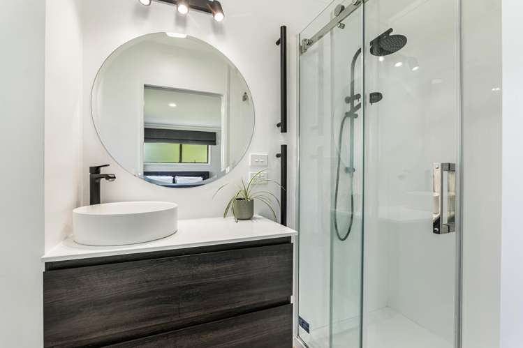13 Brandon Road Manly_17