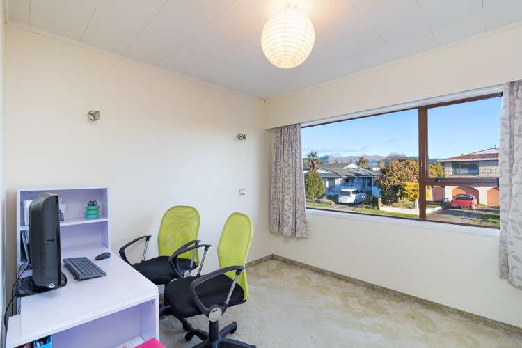 16 Exeter Street Stoke_11