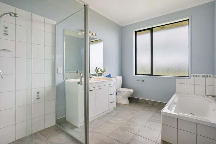 807 Ponga Road Opaheke_10