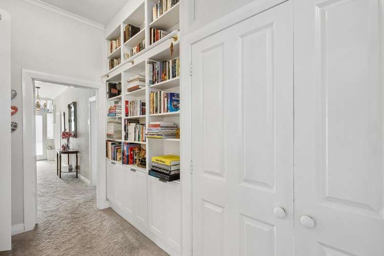 17 Sandringham Street Saint Clair_15