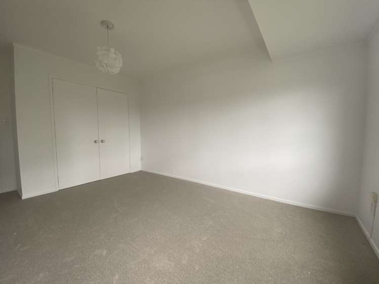 5b Himalaya Crescent Lynfield_11