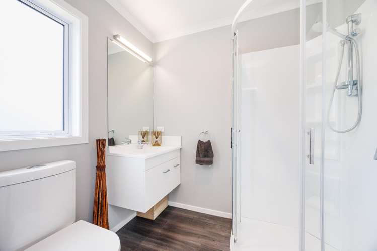 23 Sandown Avenue Himatangi Beach_13