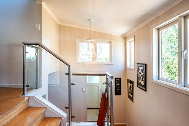 2 Church Bay Road Oneroa_16