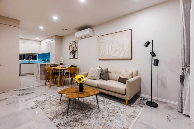 2/21 Hazards Road Weymouth_1