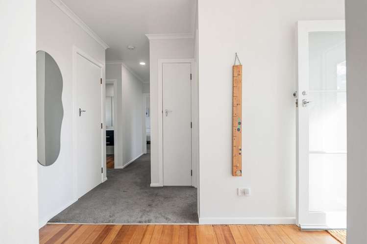 3 Russleigh Drive Dinsdale_11