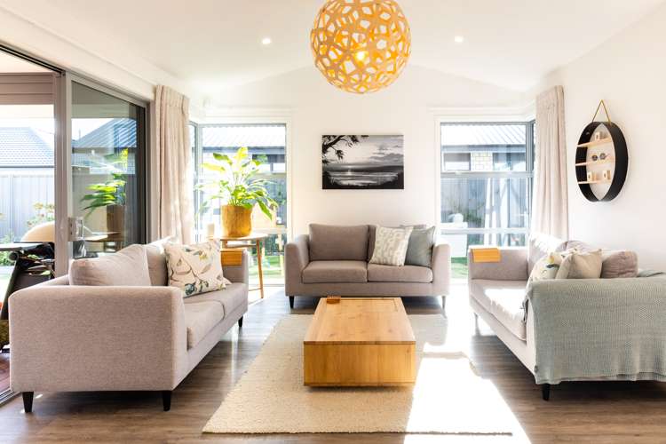 11 Benmore Place Poraiti_6