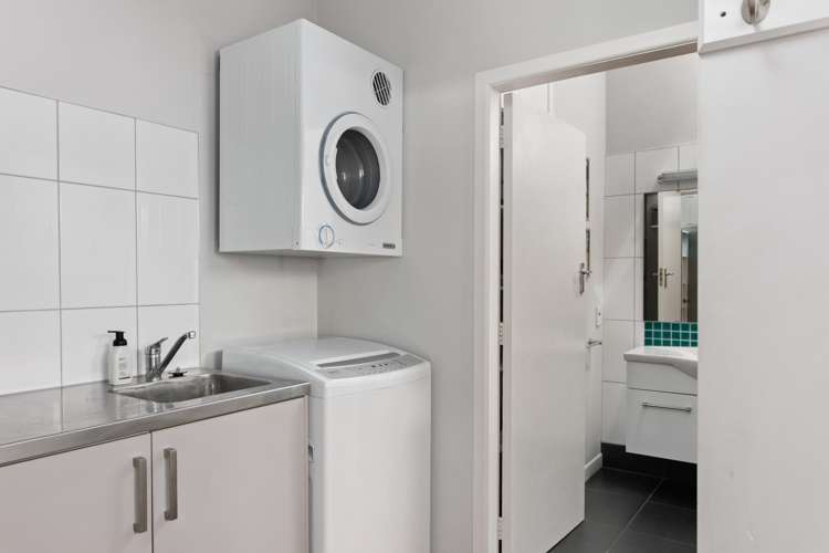 28A Moana Road Okitu_25