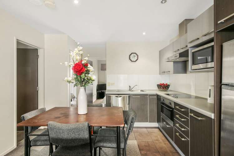 92a Michael Jones Drive Flat Bush_2