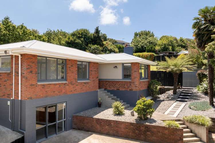 8 Highfield Crescent Brookfield_31