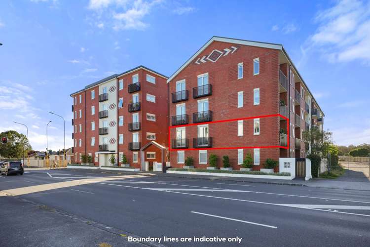 104/1B Soljak Place Mt Albert_0