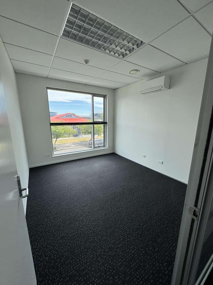 205 Hastings Street South (First Floor) Hastings_5