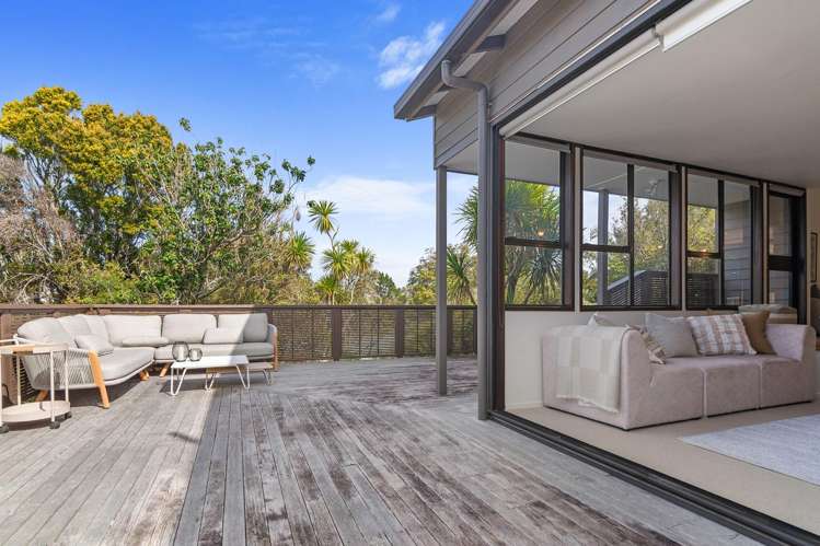 33 Woodlands Crescent Browns Bay_23