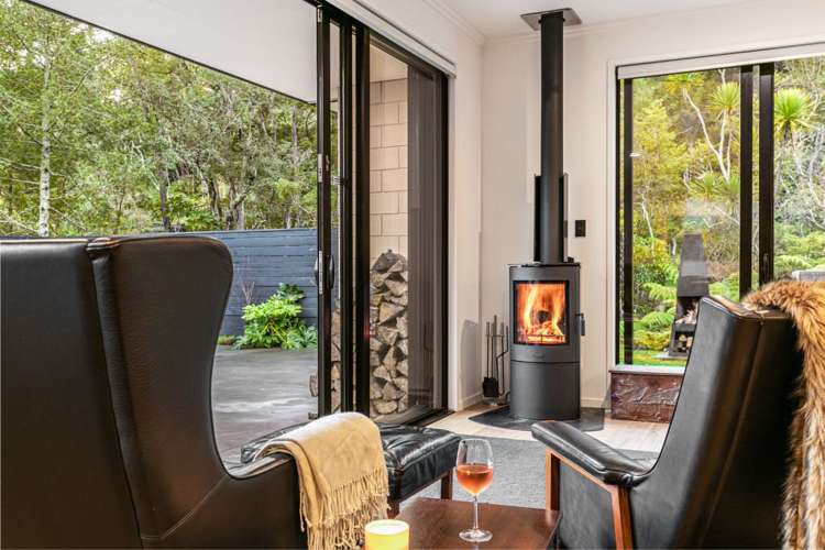 32a Bernard Magnus Lane Greenhithe_15