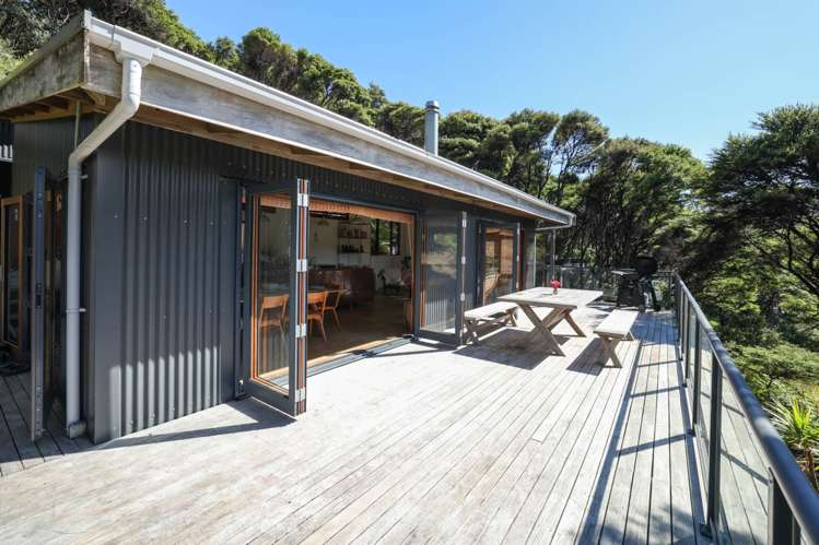 356 & 358 Blind Bay Road Great Barrier Island_13