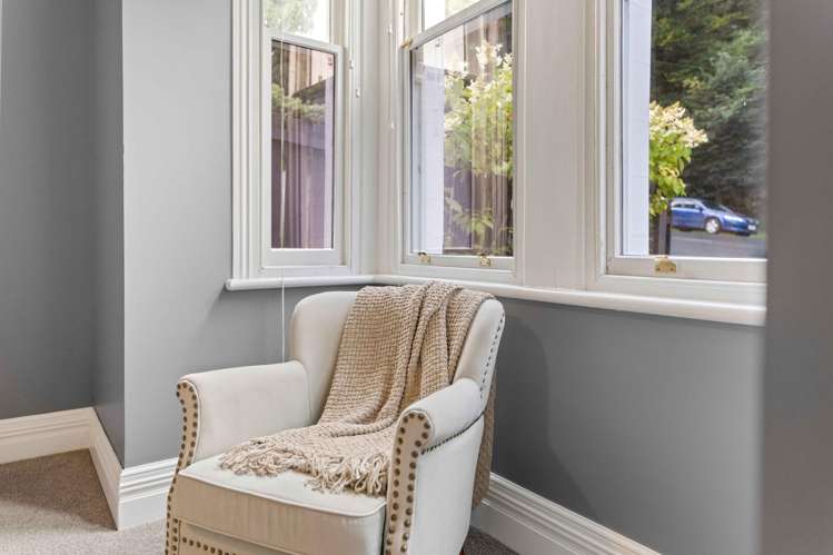 21 Serpentine Avenue_5